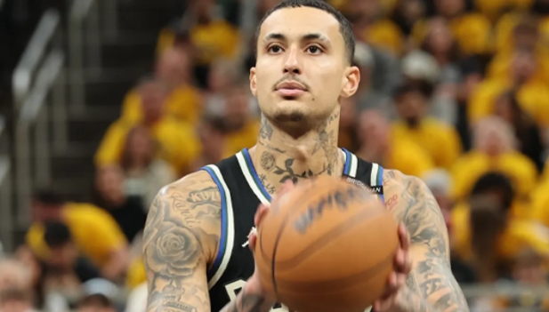 步行者大胜雄鹿 库兹马创尴尬季后赛数据纪录