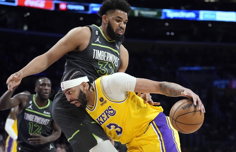 帕金斯解读湖狼系列赛：时间优势成森林狼利器，詹姆斯面临严峻考验