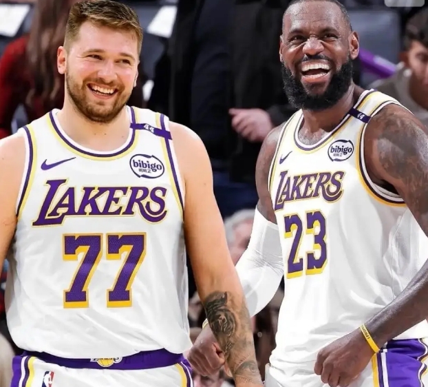 场外哨声风波添乱，湖人 1-2 落后陷困境