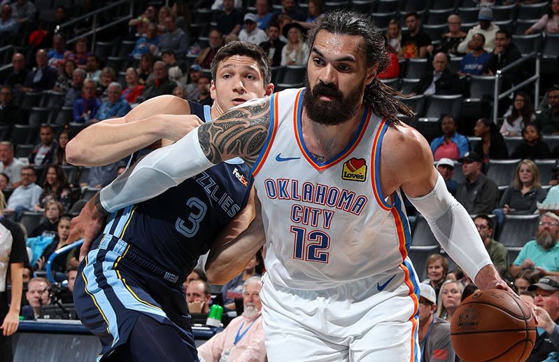 雷霆征途：青春风暴席卷赛场，逆袭之路步履铿锵