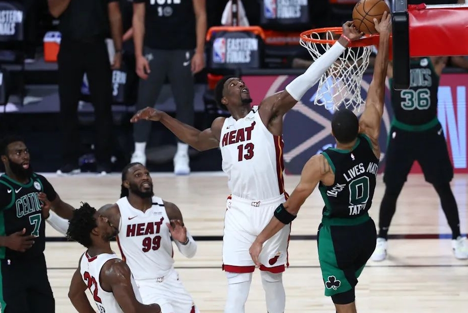 毫厘之间定胜负：掘金绝杀背后的幽默与热血