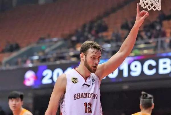 休城火箭：在青春激浪中闯荡NBA征途