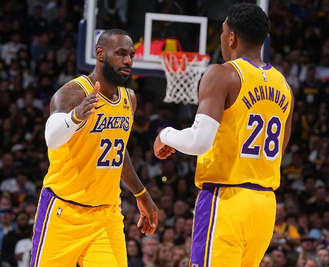 湖人记者提议交易里夫斯引争议 数据凸显其价值