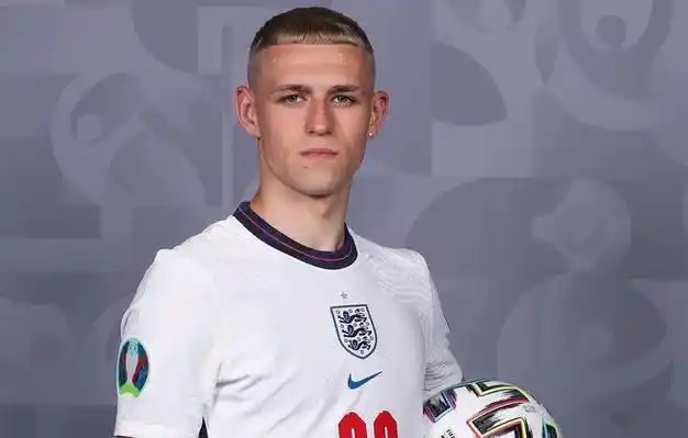 ​福登因脚踝伤势申请退出英格兰队大名单 专注康复备战新赛季