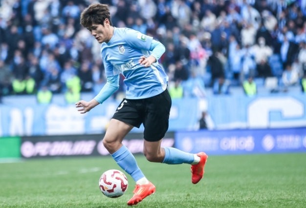 刘祝润创大连英博历史 租借小将入选国足迎挑战