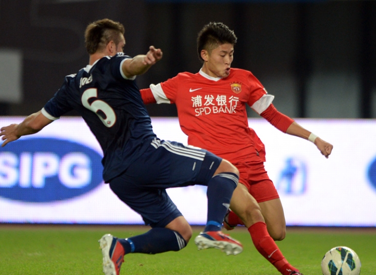 上海海港：中超逐梦的“东方巨舰”