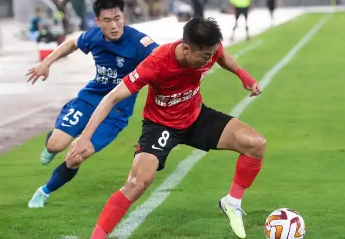 武汉三镇：中超烽火里的“荆楚雄狮”征伐之路