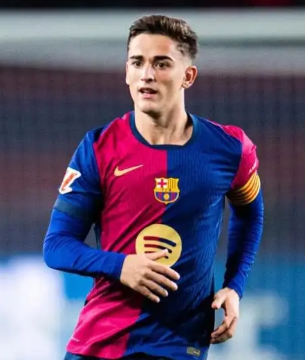 巴萨左后卫位置风云变幻：出售与引援并进