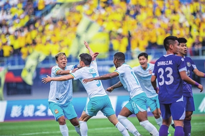 青岛西海岸：中超新旅，破茧逐光