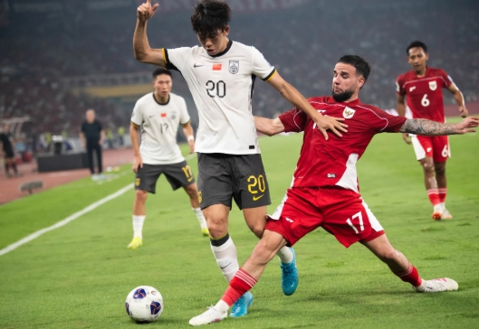 国足收官战迎变革 年轻力量蓄势待发