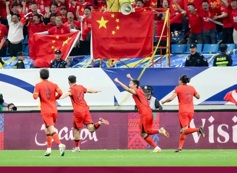 国足换帅困局求解:接轨主流、全面研判与预算提升