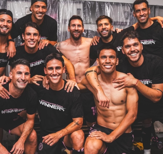 美职联激战正酣：弗拉门戈与克鲁塞罗领跑积分榜