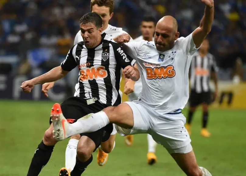 克鲁塞罗与帕尔梅拉斯对决：精彩看点全解析