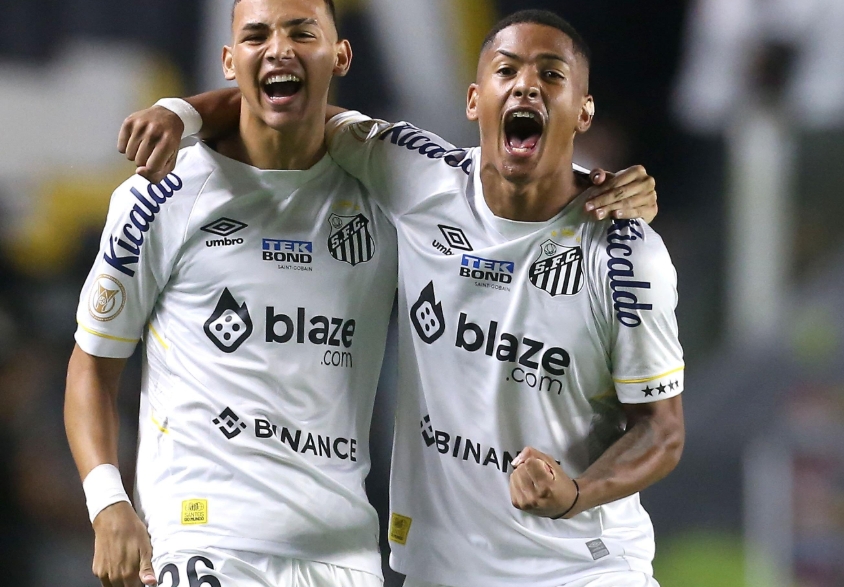 巴西甲风云榜：前三甲引领联赛格局