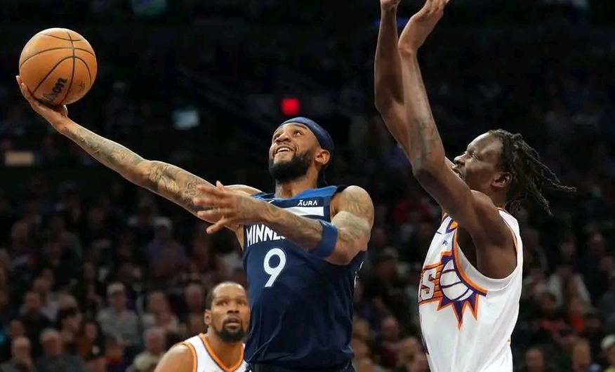 亚历山大闪耀总决赛，创纪录书写传奇篇章