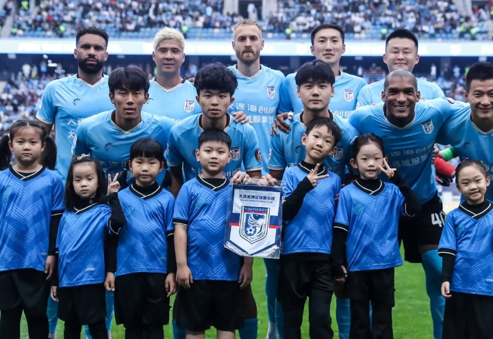 大连英博：中超赛场的逐梦新征程