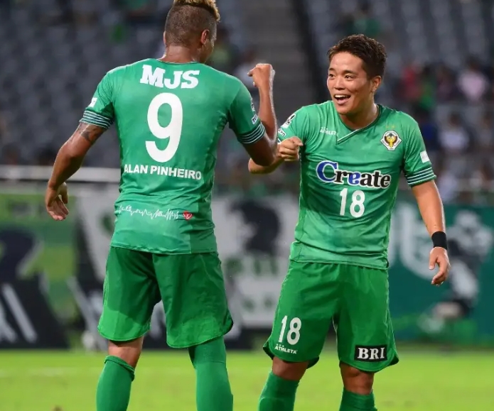 J 联赛：上座纪录能否在 2025 年被改写？