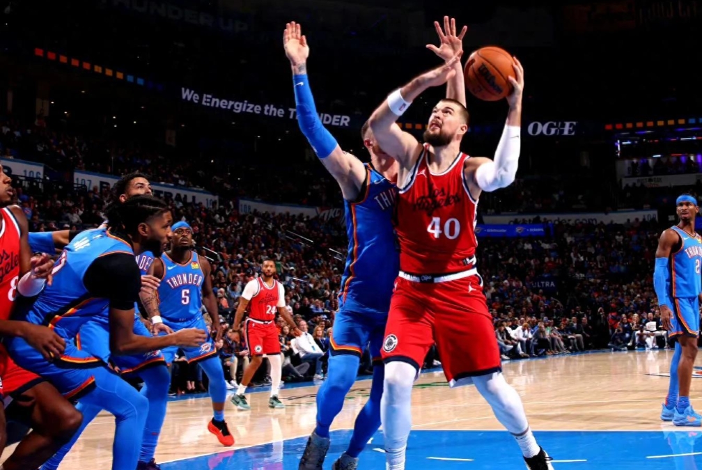 信任浇灌成长之花，杰伦・威廉姆斯用 40 分回报雷霆