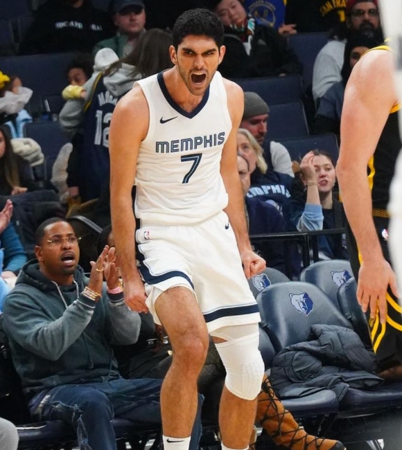 灰熊谋划先签后换送走阿尔达马，薪资空间成关键考量