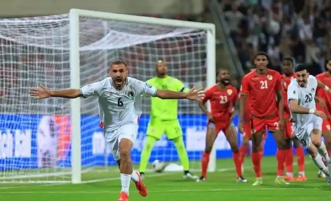 博卡主帅鲁索赛后发声：对点球判罚存疑，认可球队表现