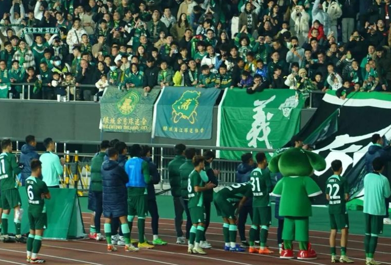 浙江队中超闯荡：越地儿郎的绿茵逐光之旅