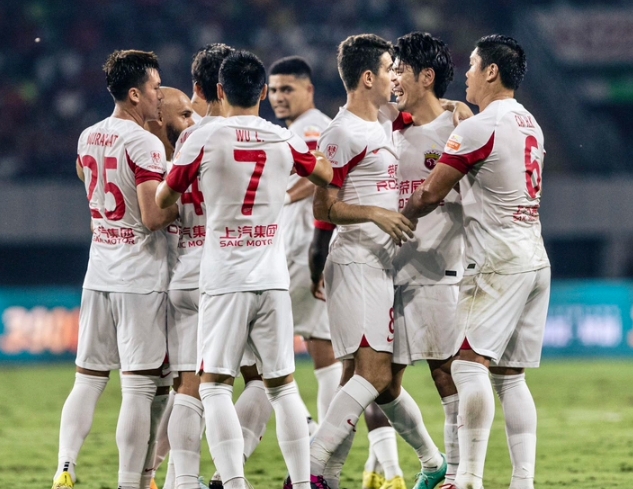 三箭齐发！上海海港 3-0 横扫河南队，U21 小将闪耀赛场