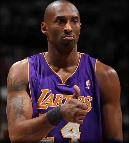 克莱声援科比 不满其历史排名偏低