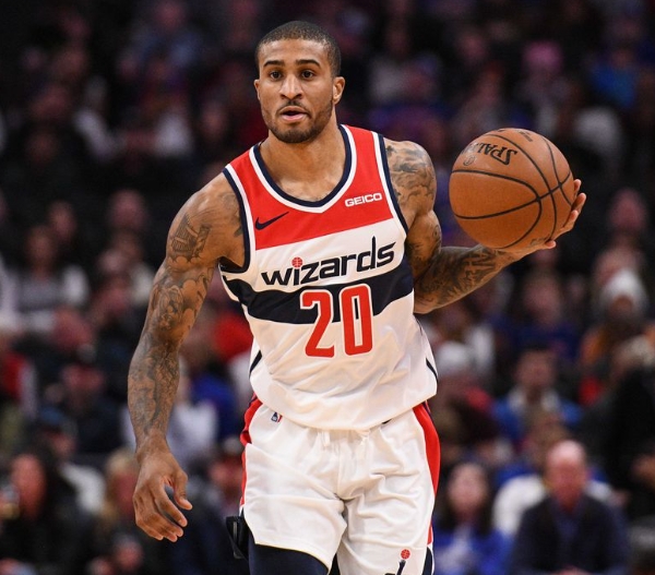 湖人关注小佩顿 防守尖兵引期待