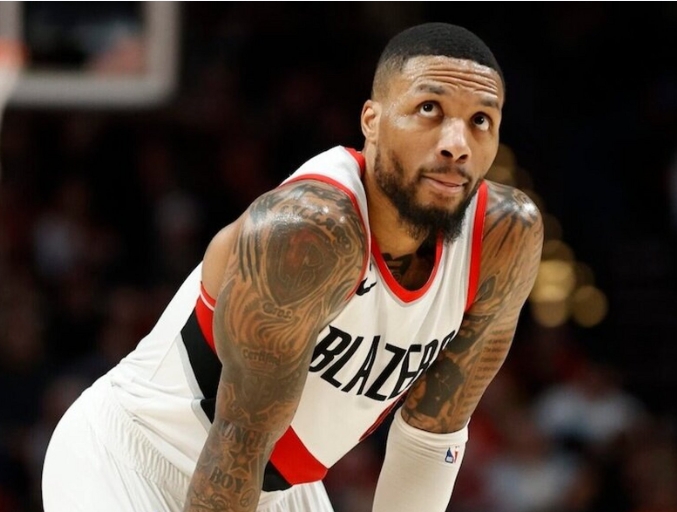 利拉德续约开拓者 多队报价未动摇其心