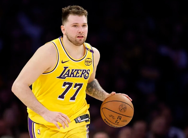 东契奇积极调整状态 湖人续约前景乐观