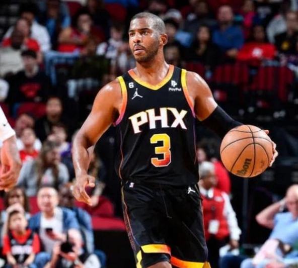 保罗回归快船谈征程 期待与队友冲击巅峰