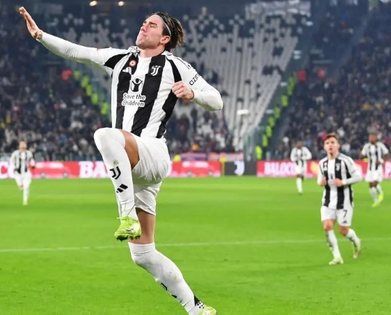 中卫引援遇阻，尤文或将留用鲁加尼或贾洛