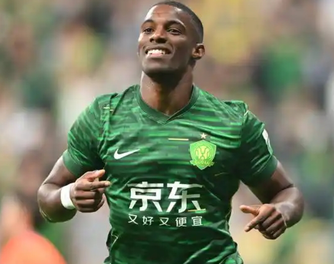 中超射手榜激战正酣 法比奥领跑金靴之争