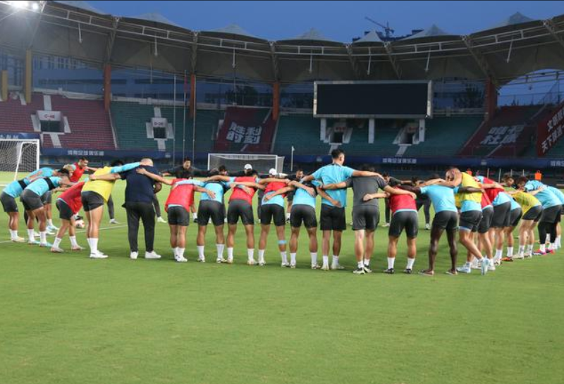 中原烽火淬劲旅：河南队以硬气足球闯荡中超江湖