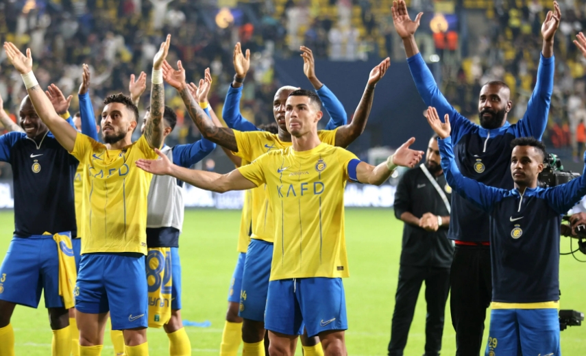 C 罗帽子戏法 利雅得胜利大胜里奥阿维