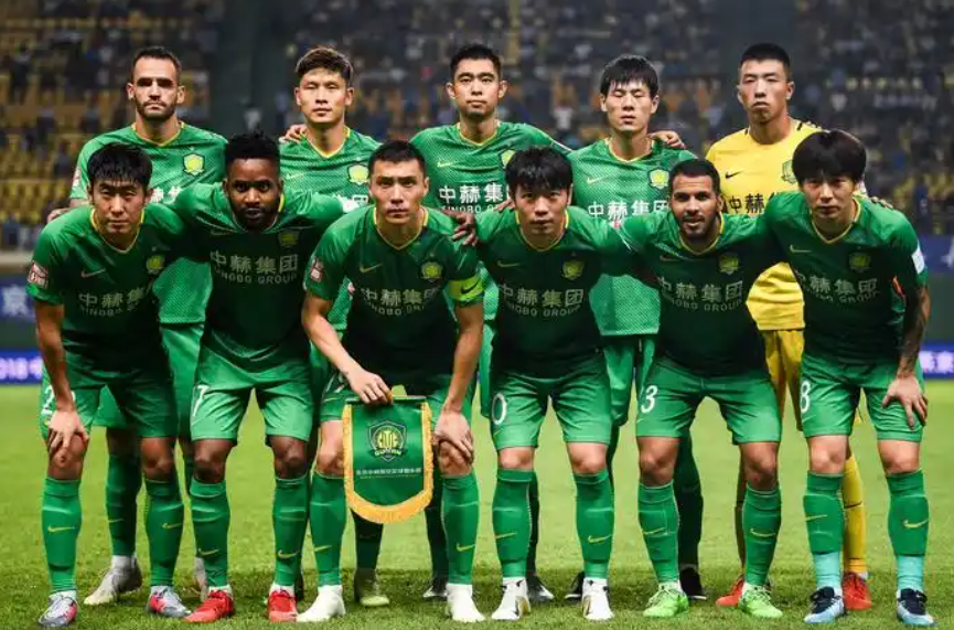 绿茵烽火映京华：北京国安以“永争第一”的魂魄燃动中超