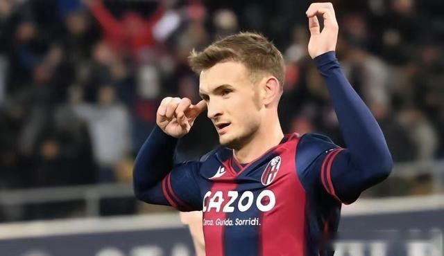 红黑韧战：克雷莫内塞的意甲“破茧”征程