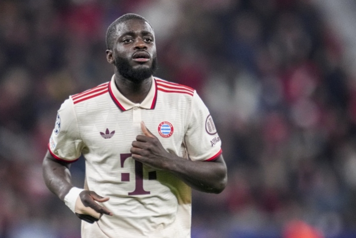 拜仁埃贝尔谈续约与阵容 对现有配置满意