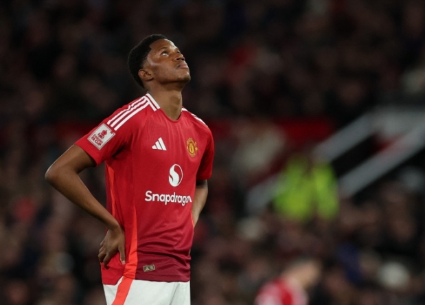 曼联锋线调整马丁留队盼成长