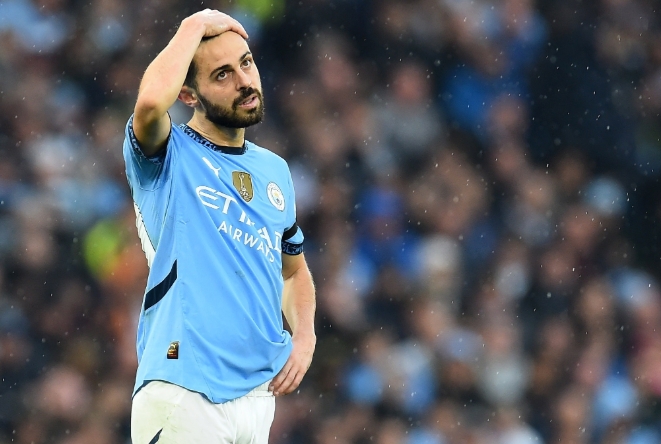 B 席领航曼城，欲破阴霾再逐冠