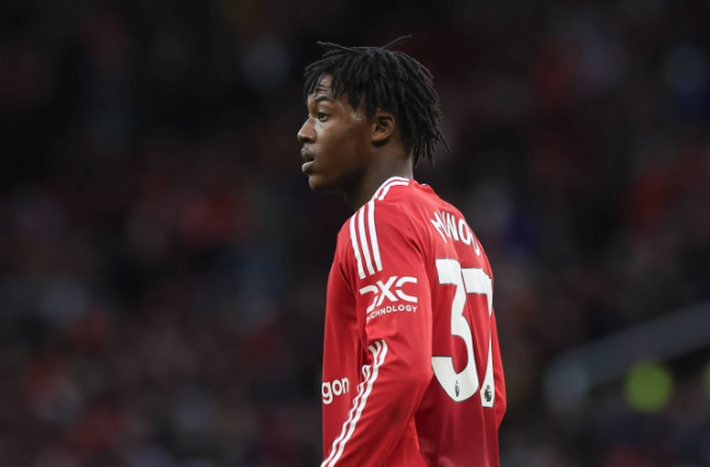 曼联今夏决意留住梅努