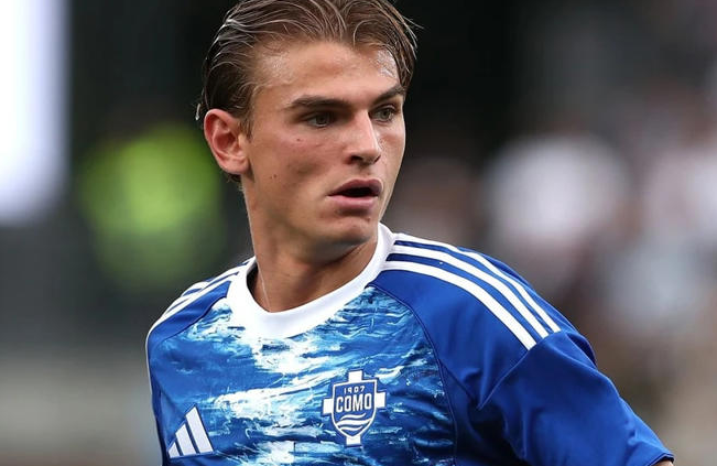 尼科?帕斯：皇馬未來之星的成長軌跡