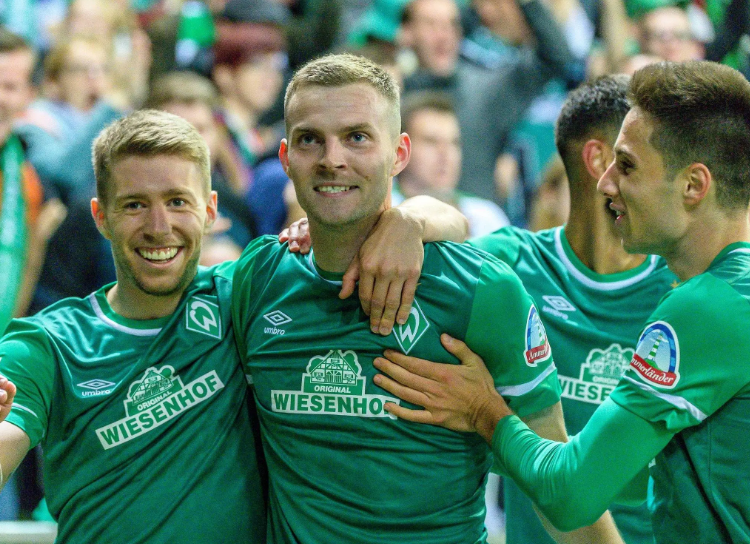 云达不莱梅：德甲“绿白精灵”的逐梦奇幻旅