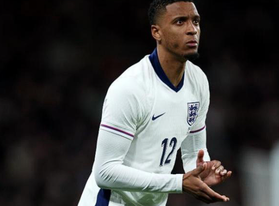 孔萨谈阿斯顿维拉：困境中坚守，目标依旧高远