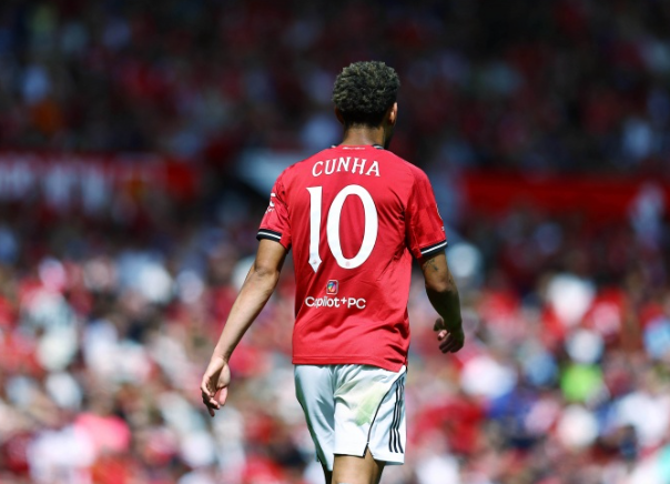 曼联新援库尼亚，开局低迷待爆发