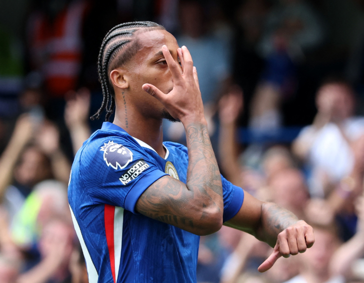 若昂 - 佩德罗：赛场碰撞后谈梦想、竞争与巴西足球回归