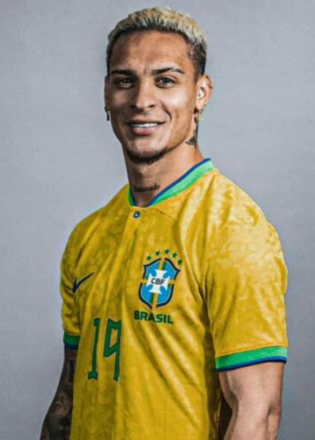 皇家贝蒂斯引援安东尼：复杂交易背后的曲折与成功