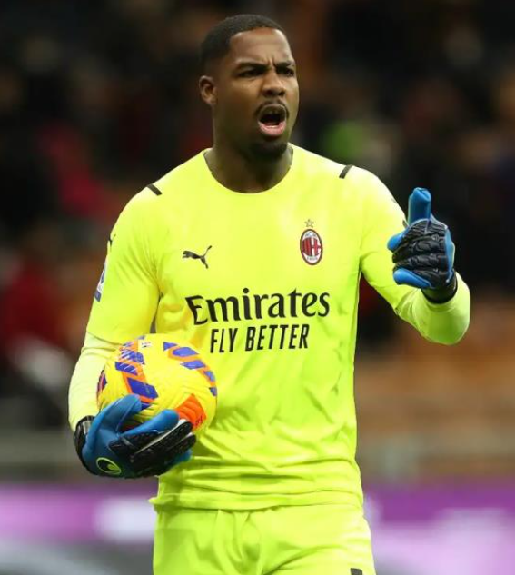 迈尼昂转会风云：切尔西意向、阿莱格里挽留与连锁影响