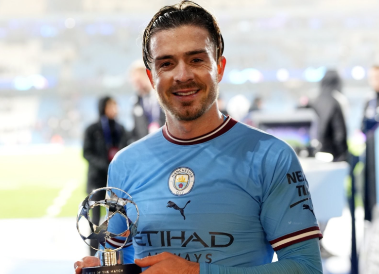 格拉利什30岁诞辰：曼城致贺，往昔荣耀与当下新程