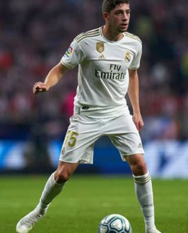 巴尔韦德：皇马与乌拉圭的“全能铁人”